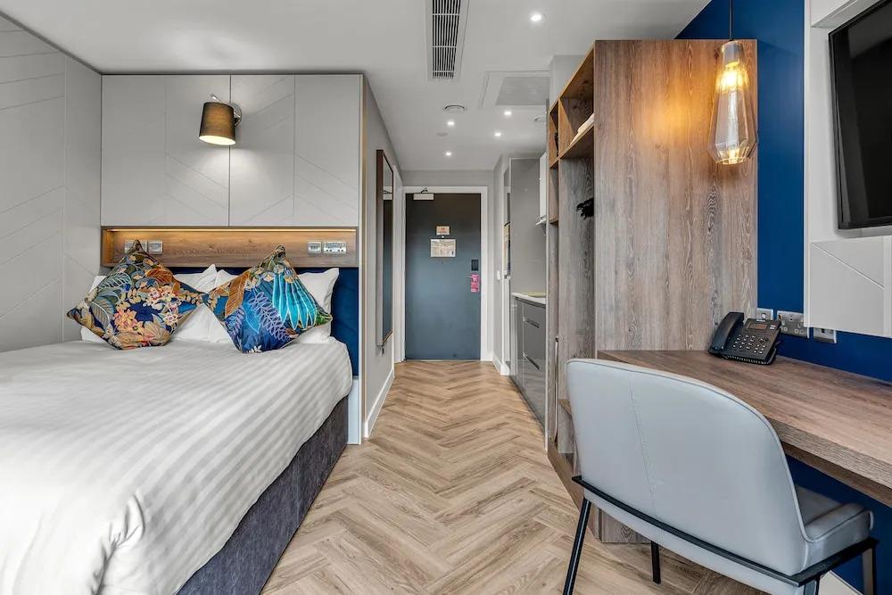 hotel image 9