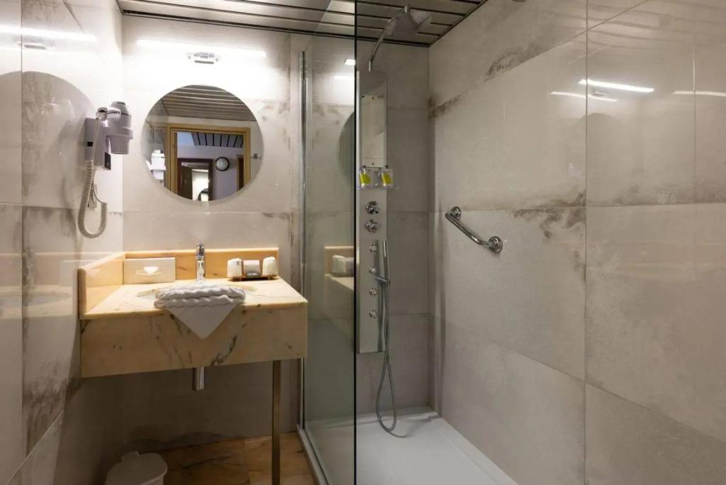 hotel image 18