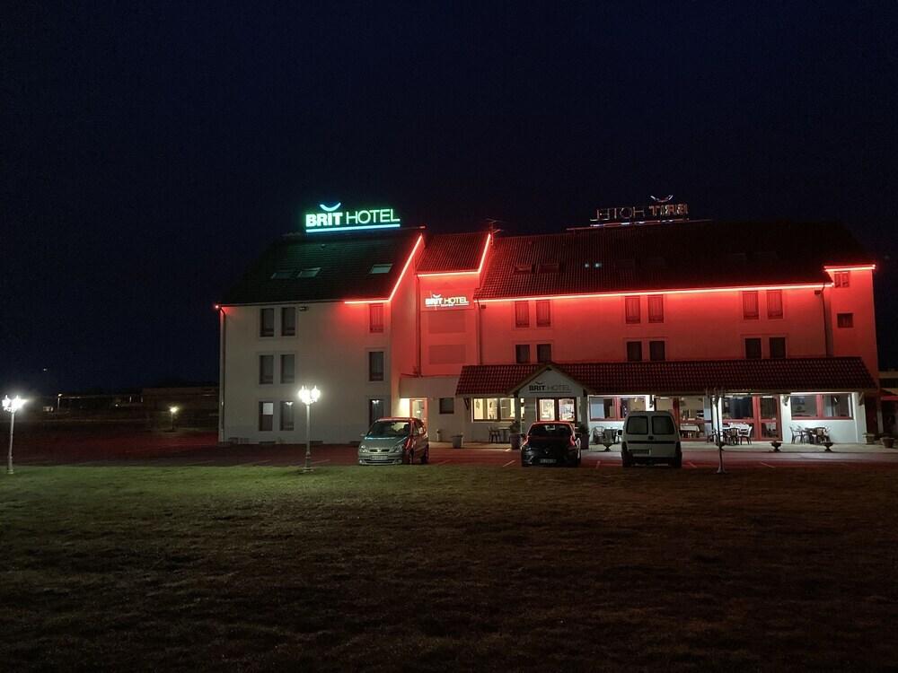 hotel image 16