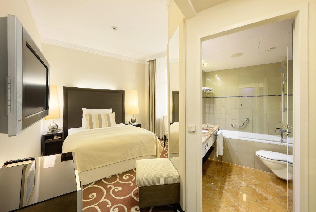 hotel image 15