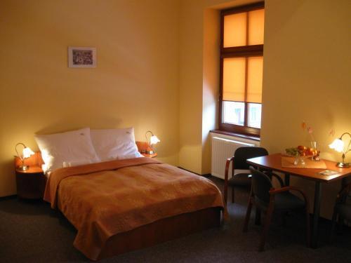 hotel image 16