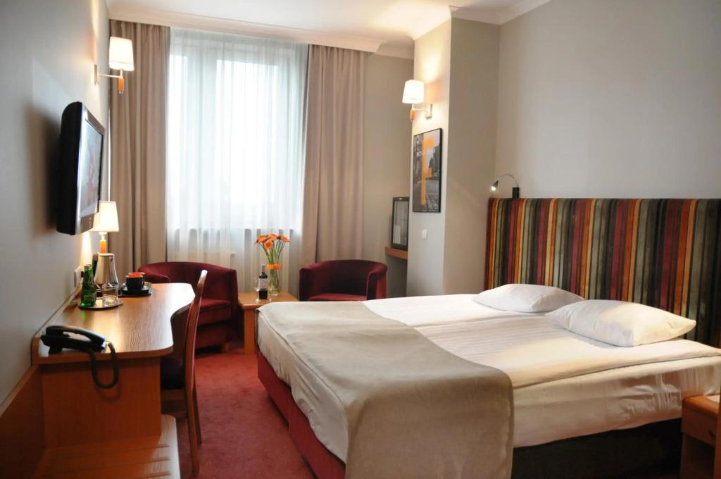 hotel image 16
