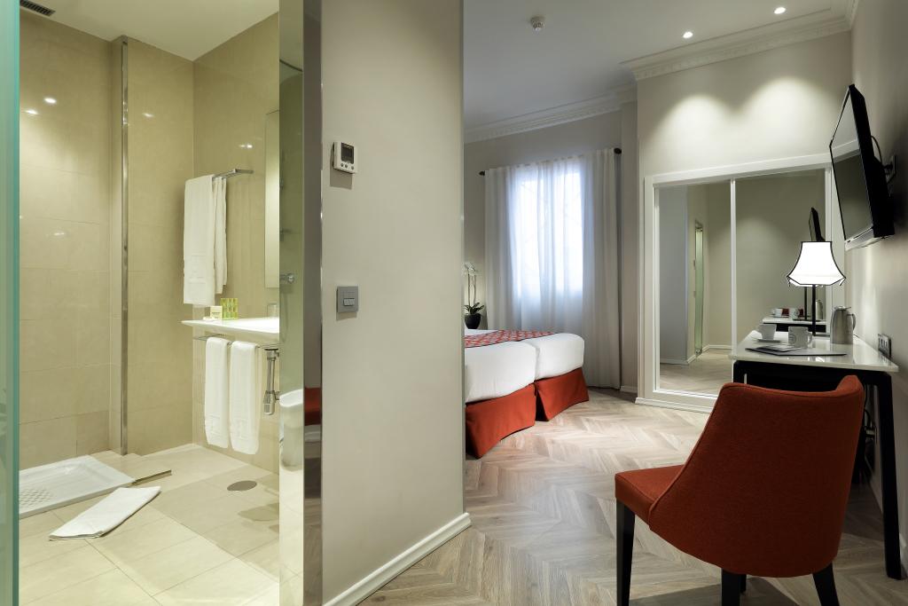 hotel image 12