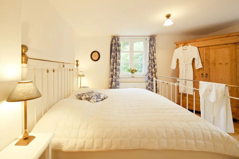 hotel image 16