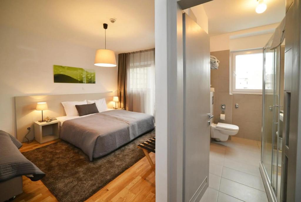 hotel image 13