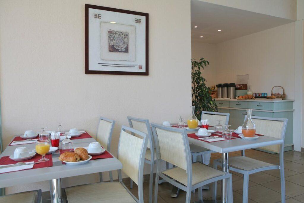 hotel image 10