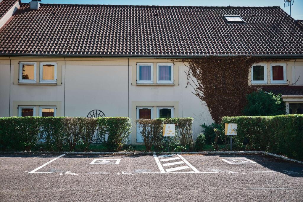 hotel image 13