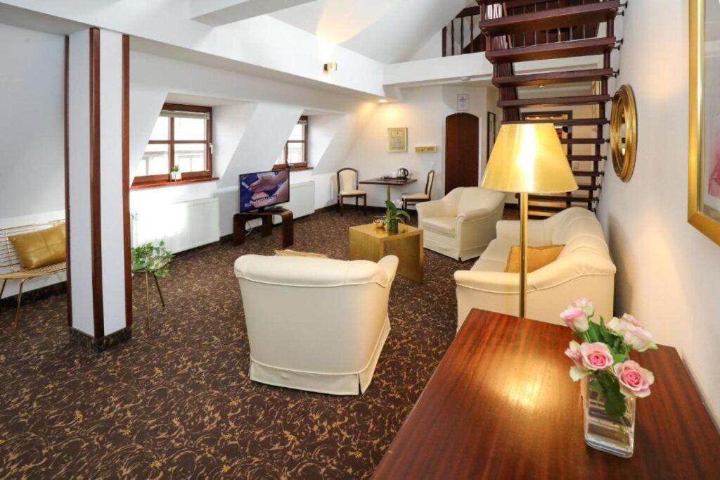 hotel image 7
