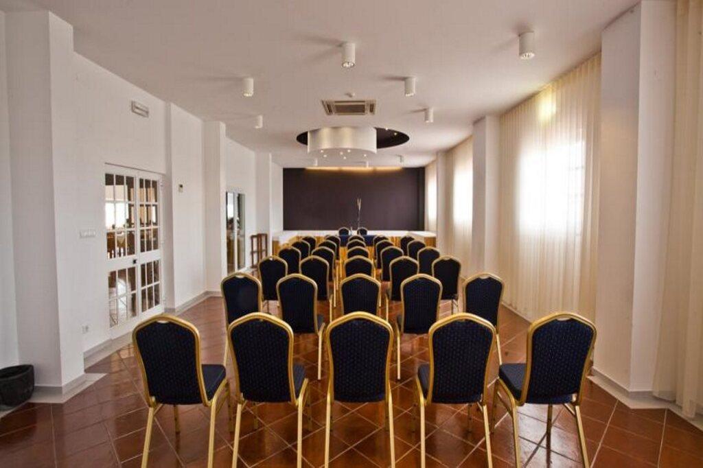hotel image 16