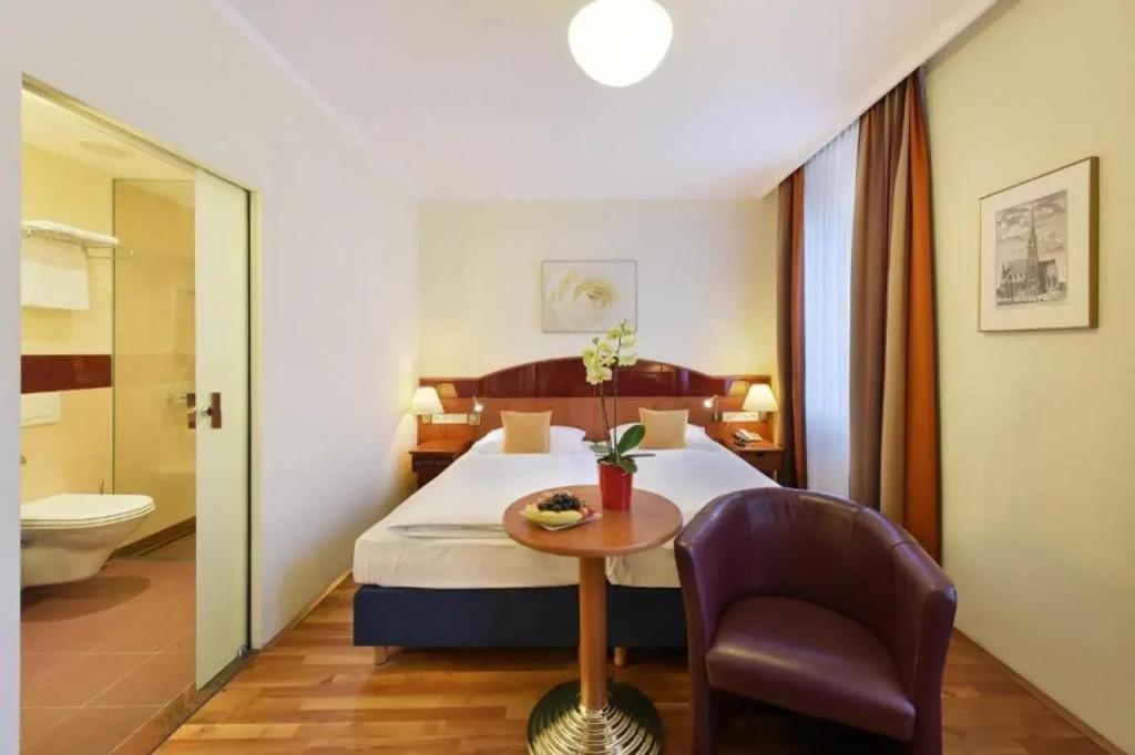 hotel image 13