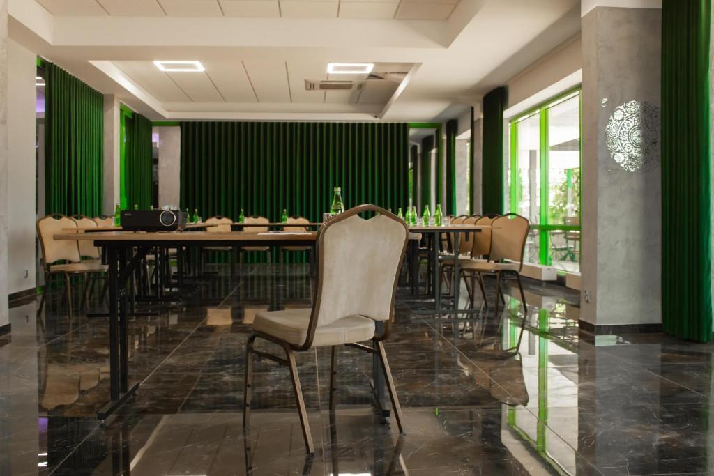 hotel image 16