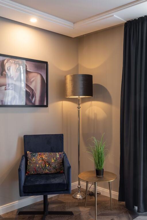 hotel image 13