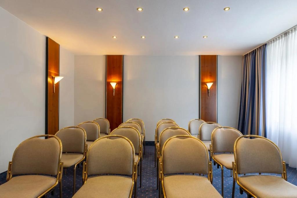 hotel image 18
