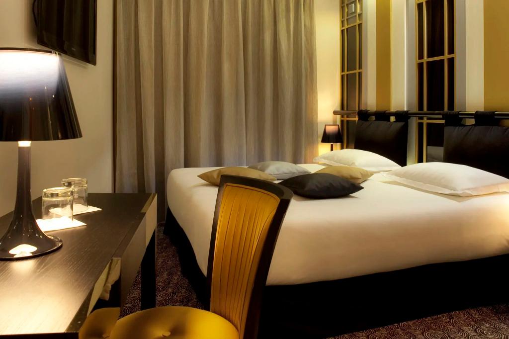 hotel image 13
