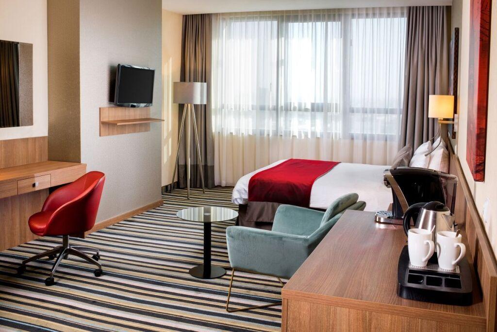hotel image 12