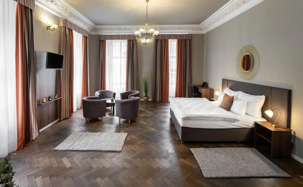 hotel image 7