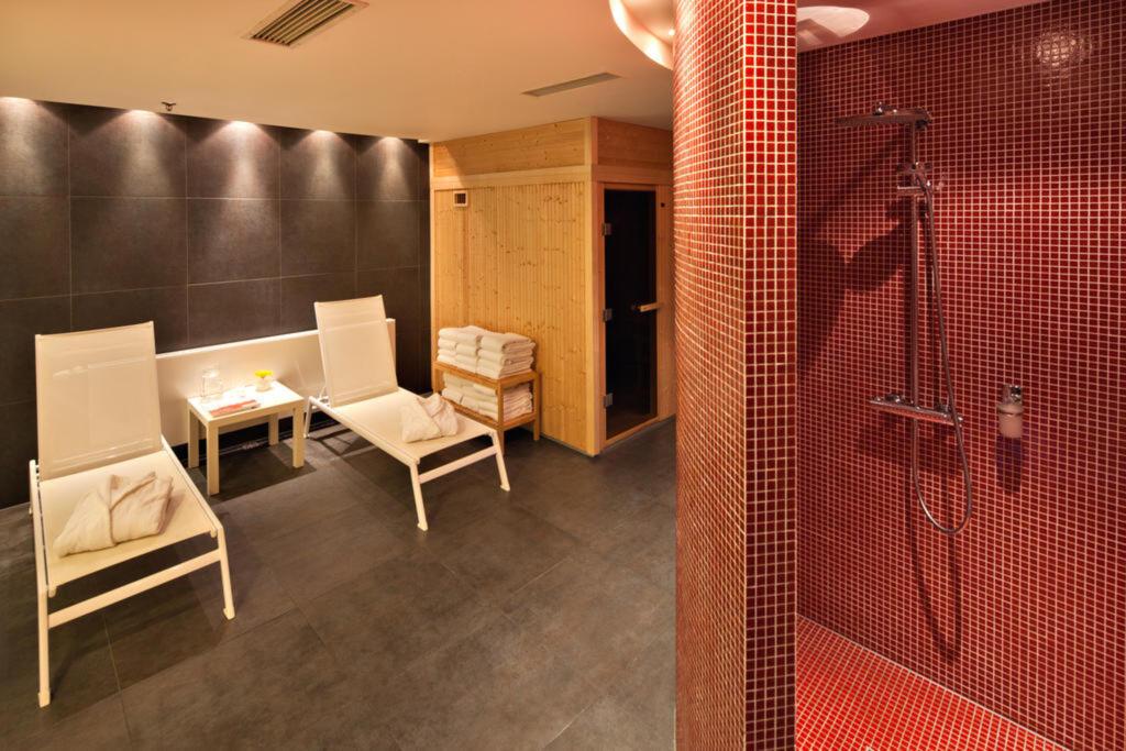hotel image 12