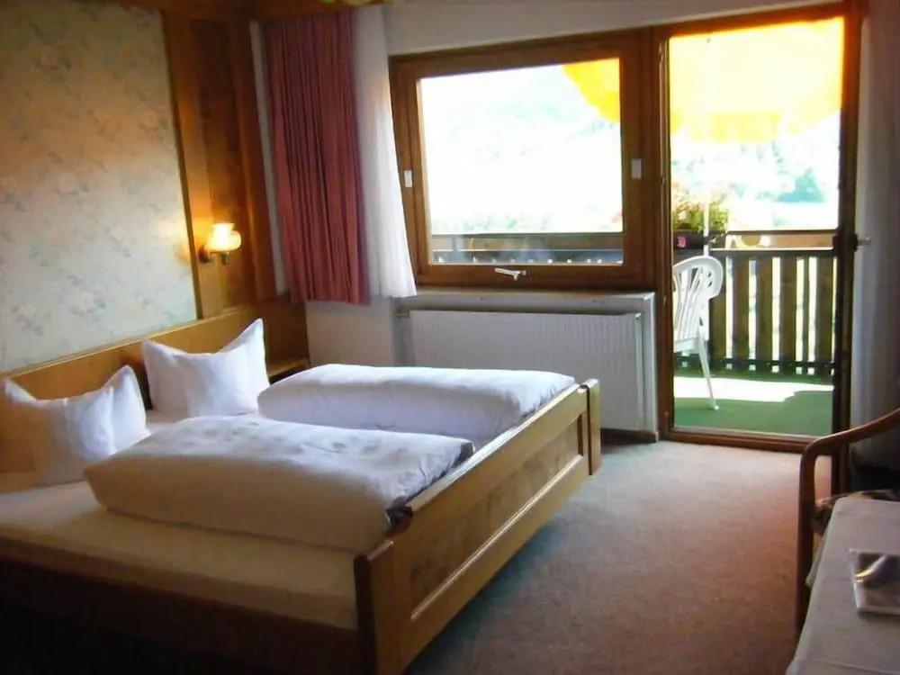 hotel image 12