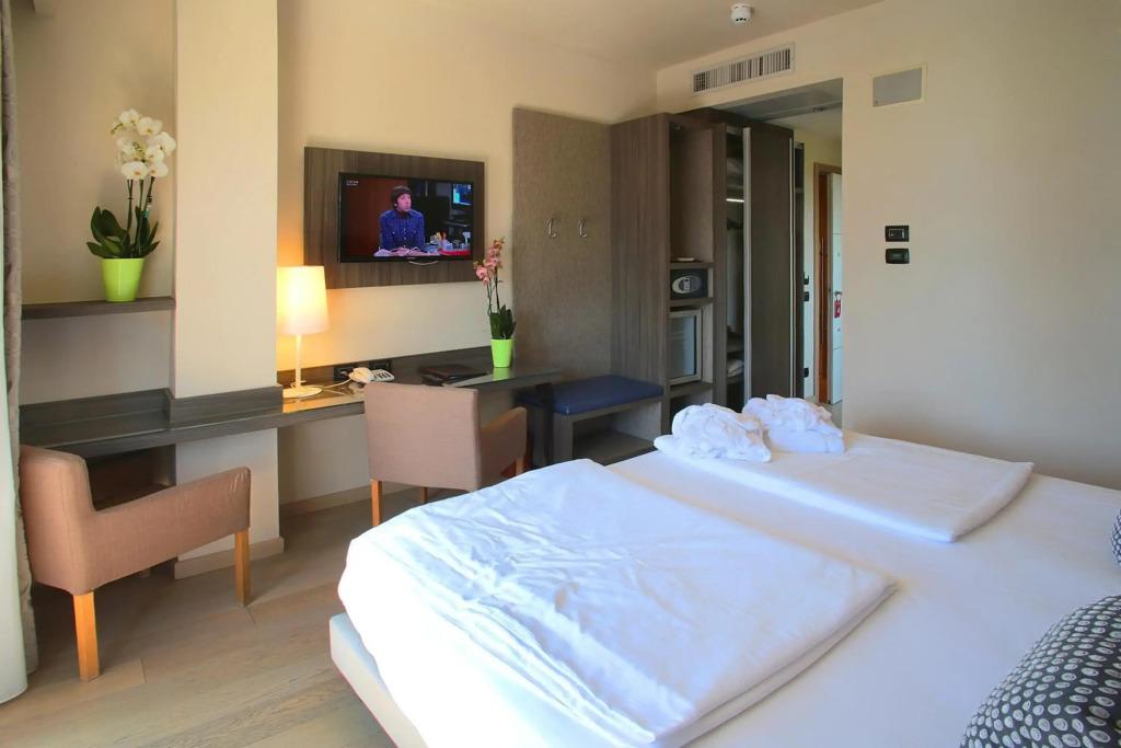 hotel image 48