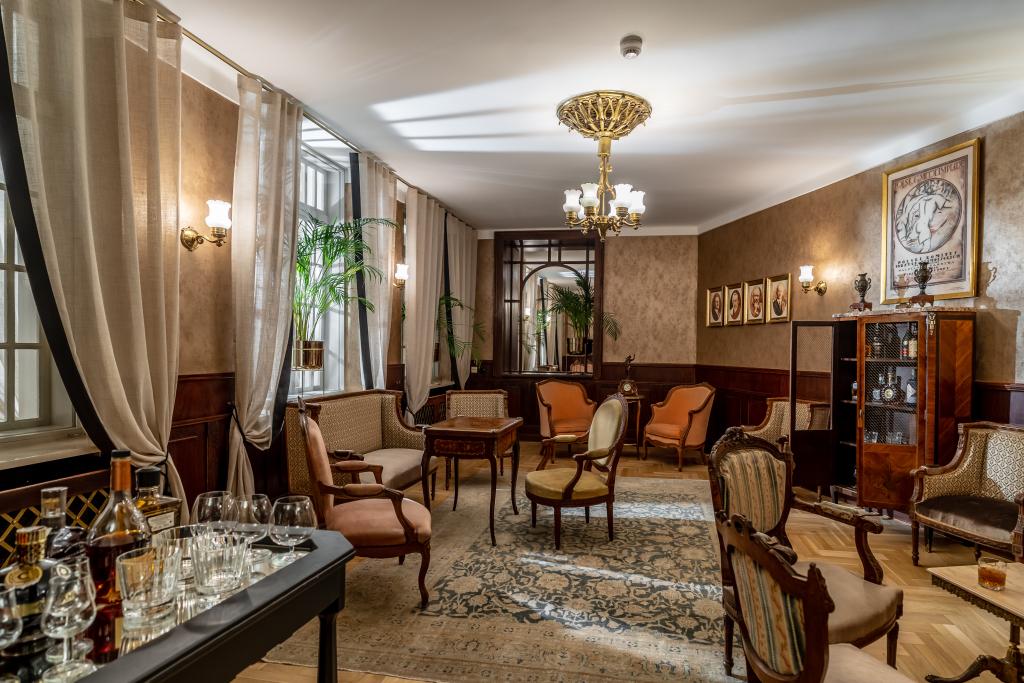 hotel image 12