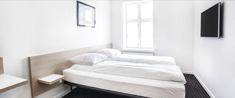 hotel image 8