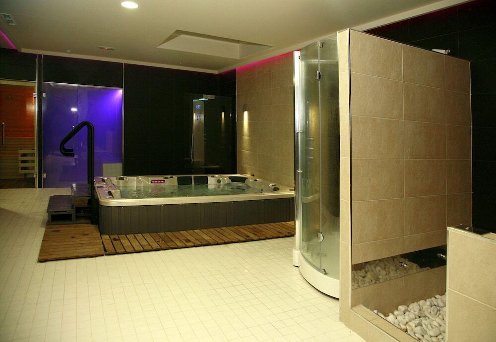 hotel image 8