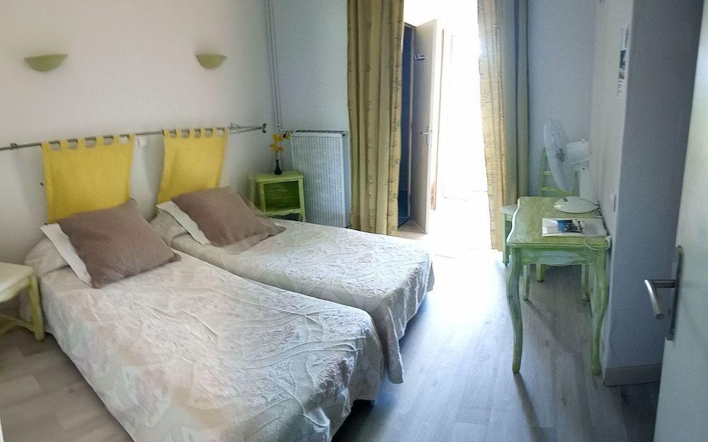 hotel image 12