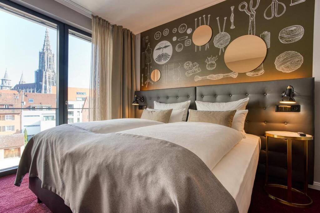hotel image 13