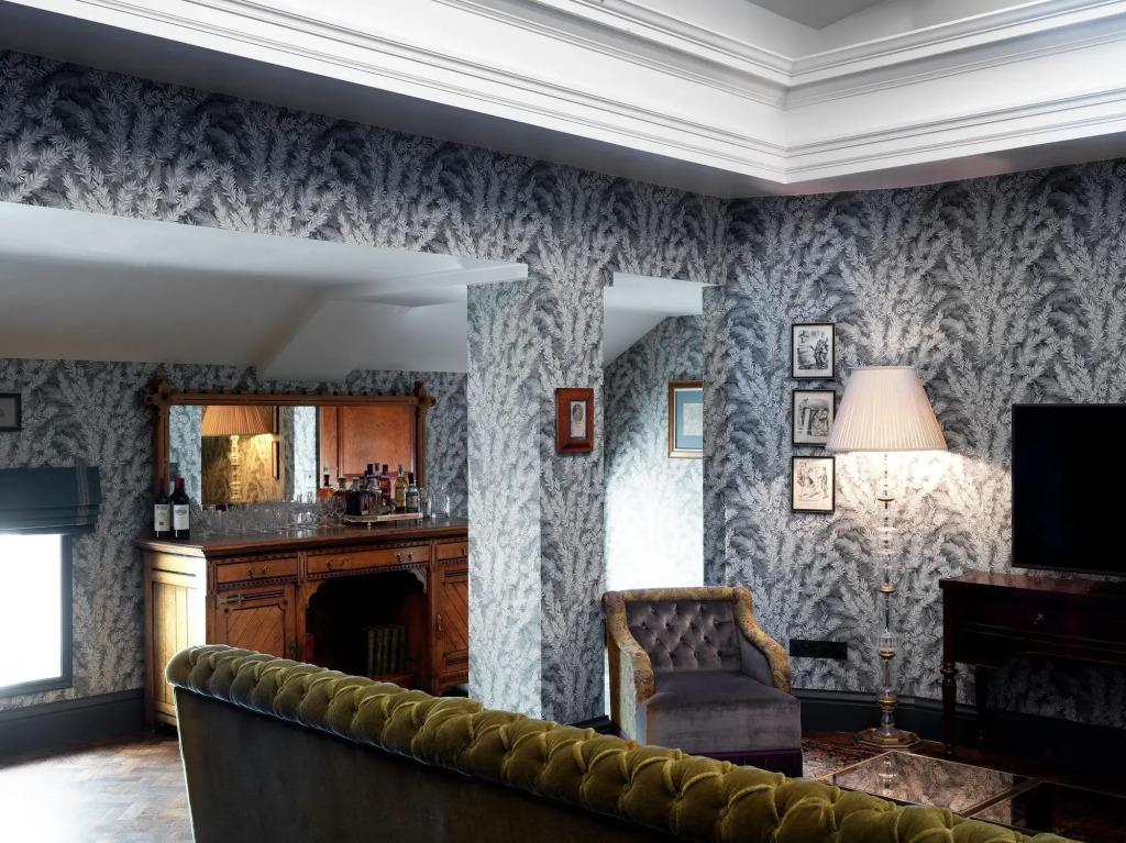 hotel image 16