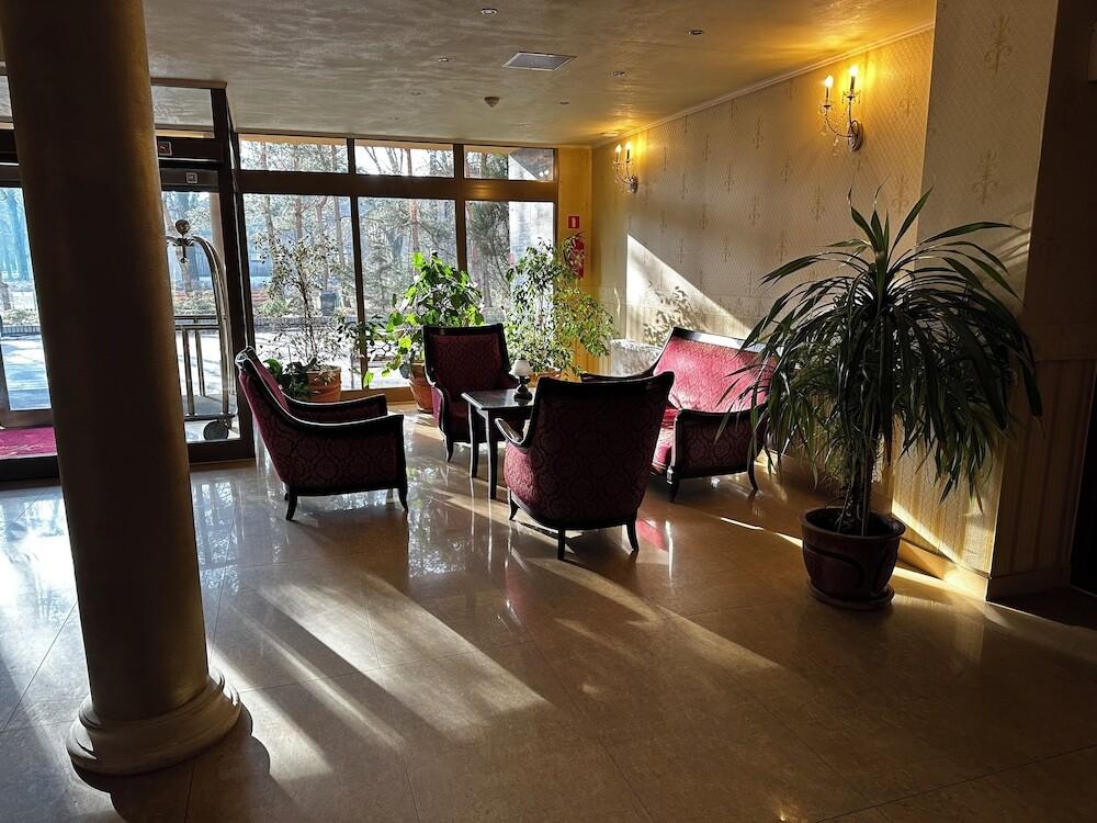 hotel image 13