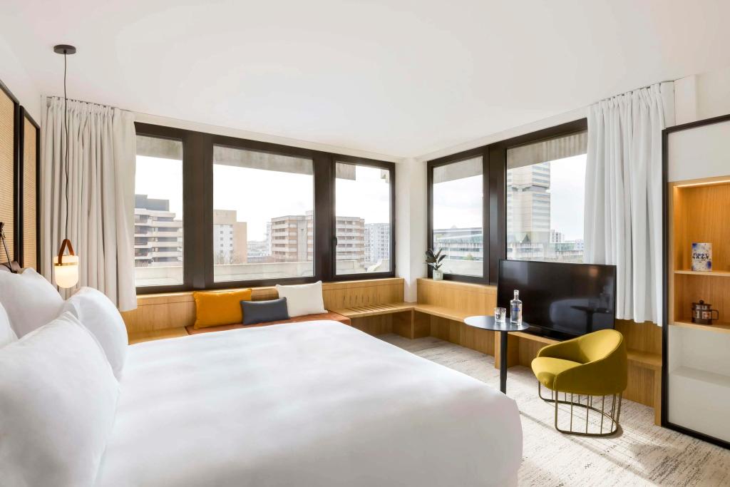 hotel image 10