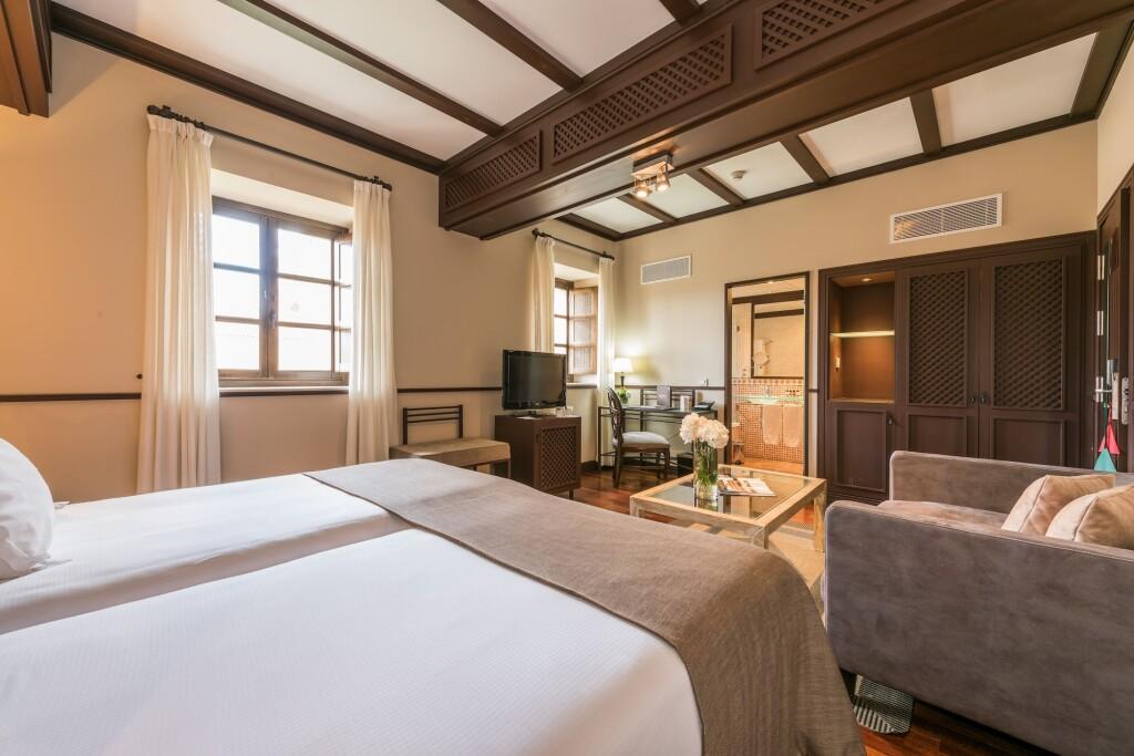 hotel image 12
