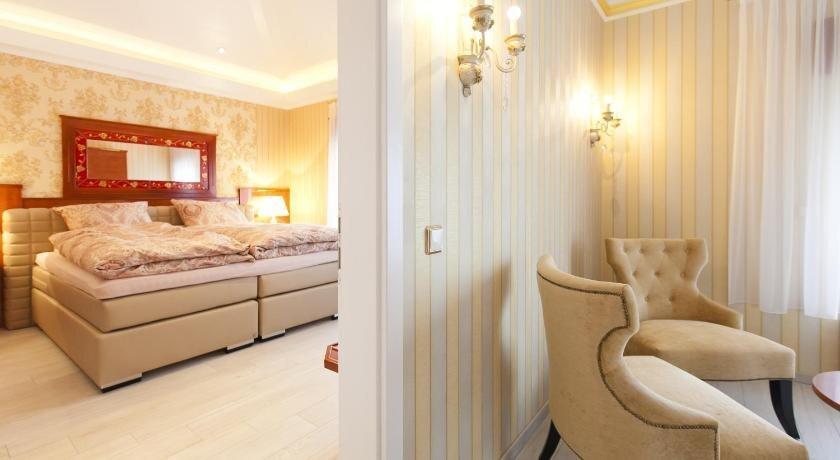 hotel image 9