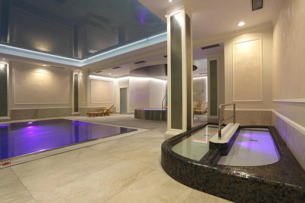 hotel image 8