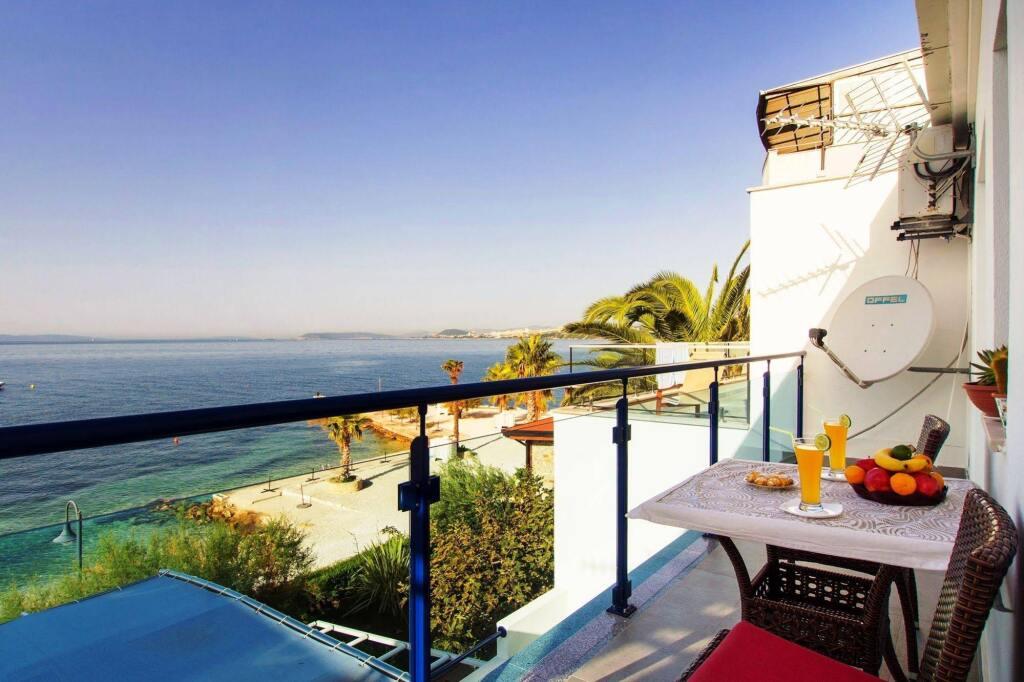 hotel image 12