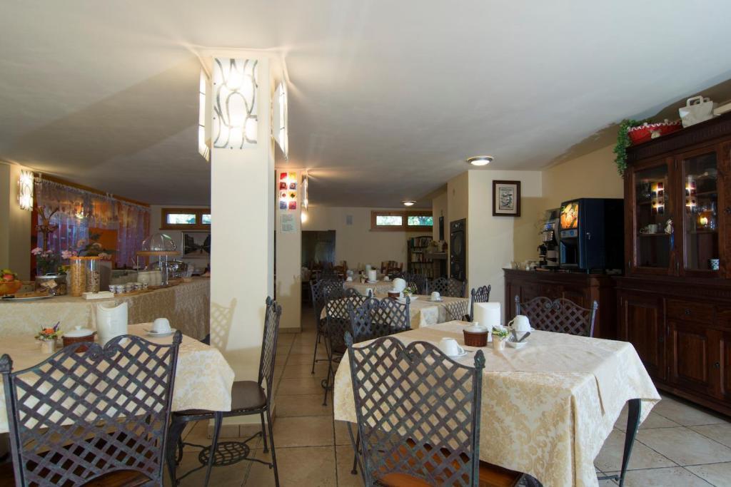 hotel image 9