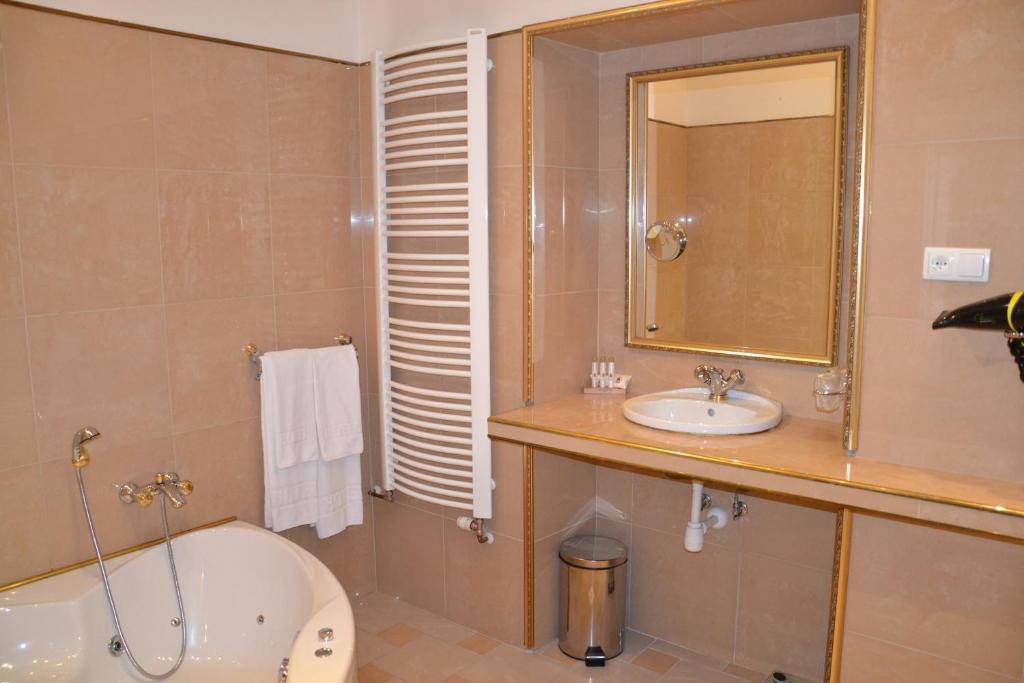 hotel image 13