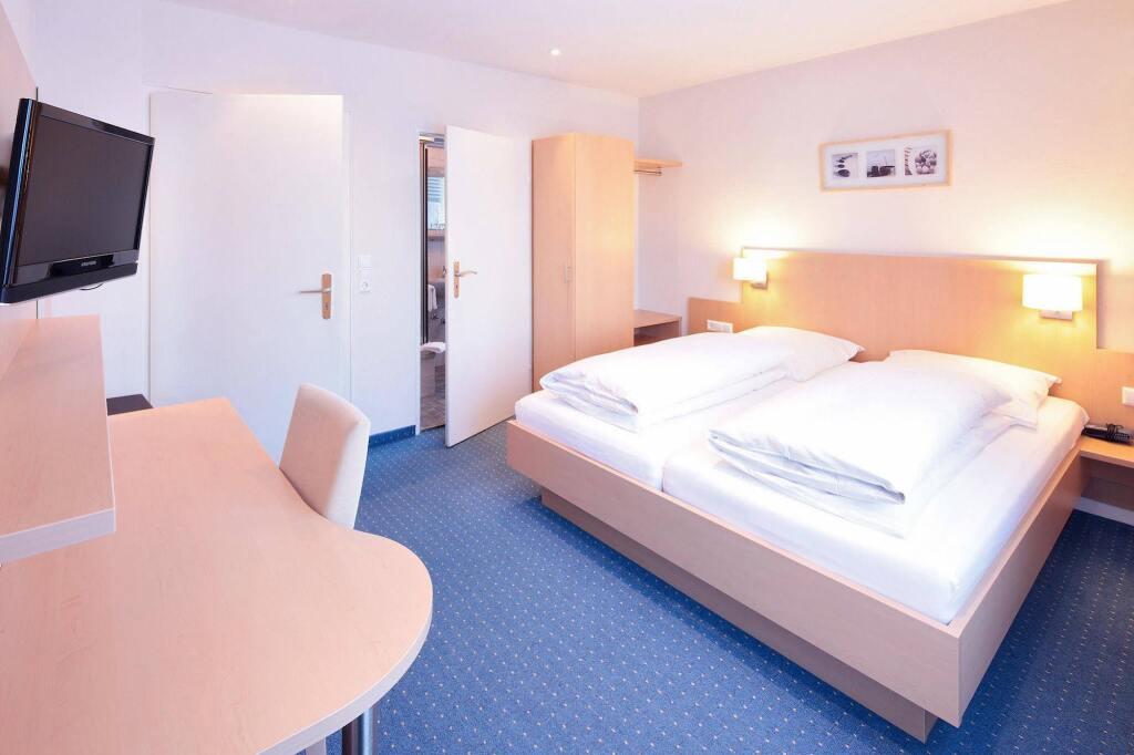 hotel image 8