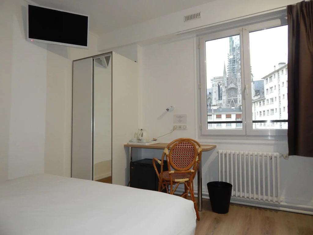hotel image 12