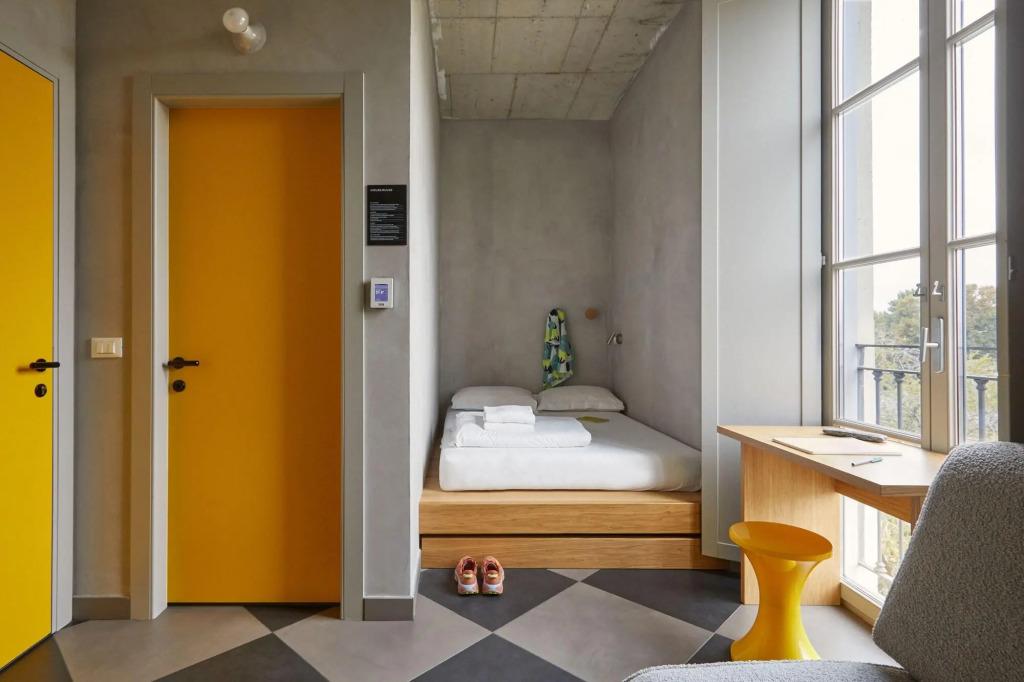 hotel