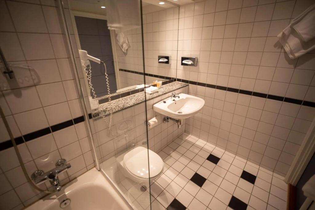 hotel image 10
