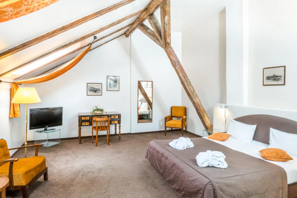 hotel image 13