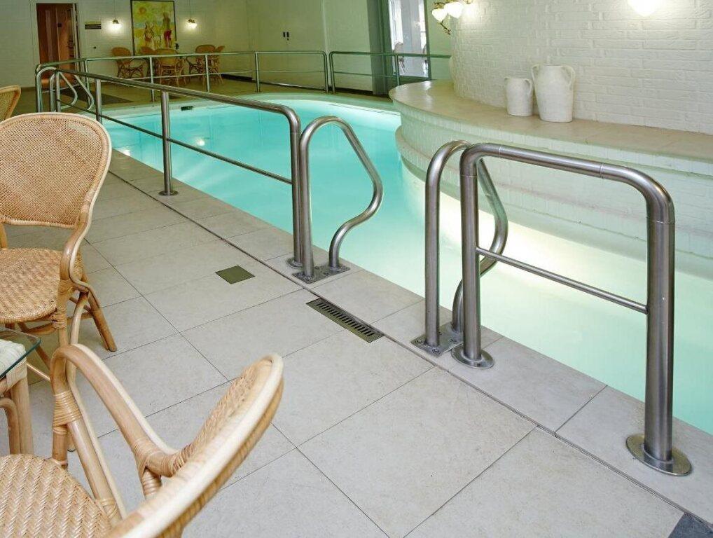 hotel image 13