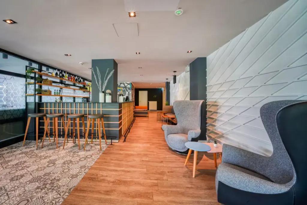 hotel image 10