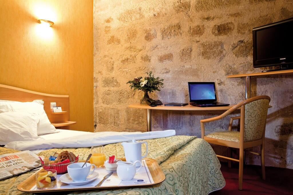 hotel image 12
