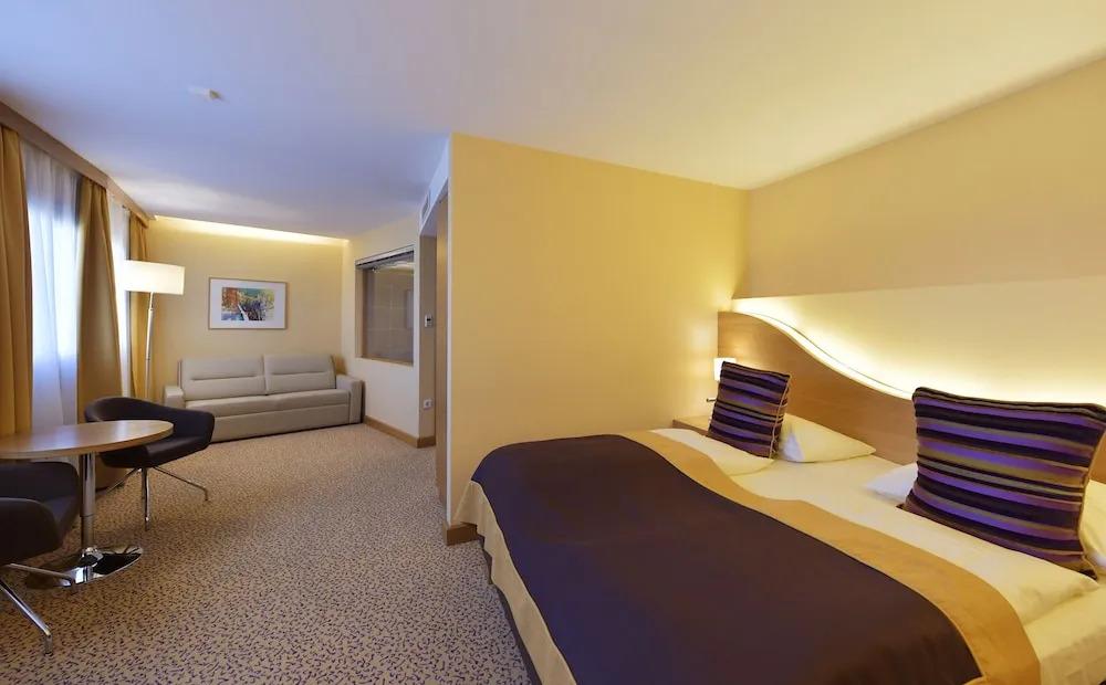 hotel image 25