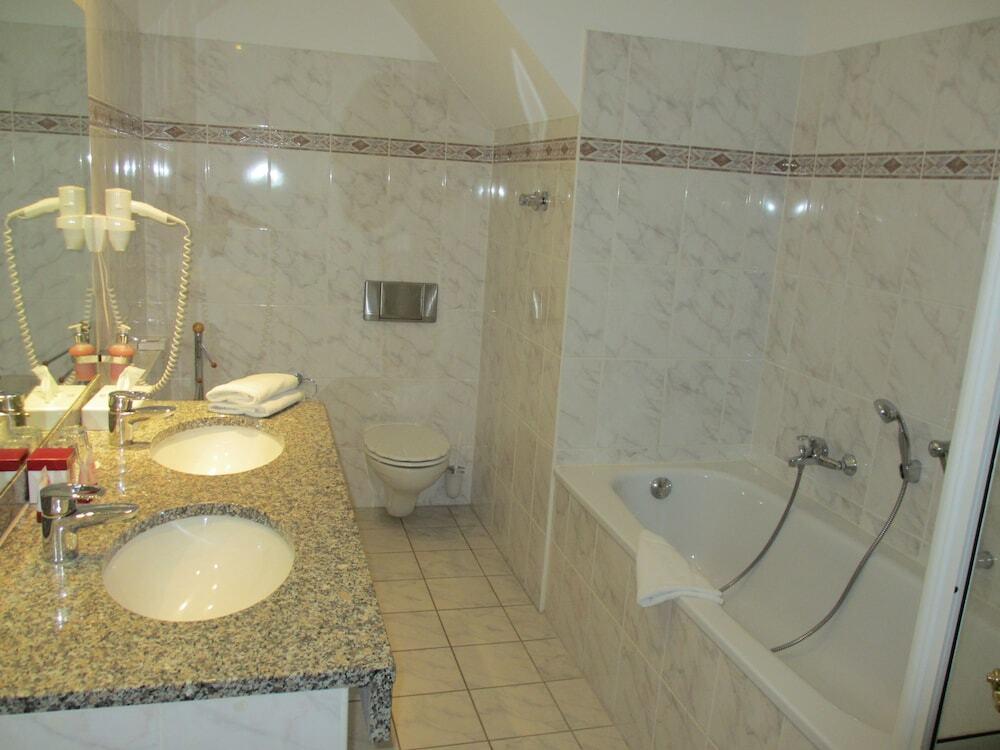 hotel image 36