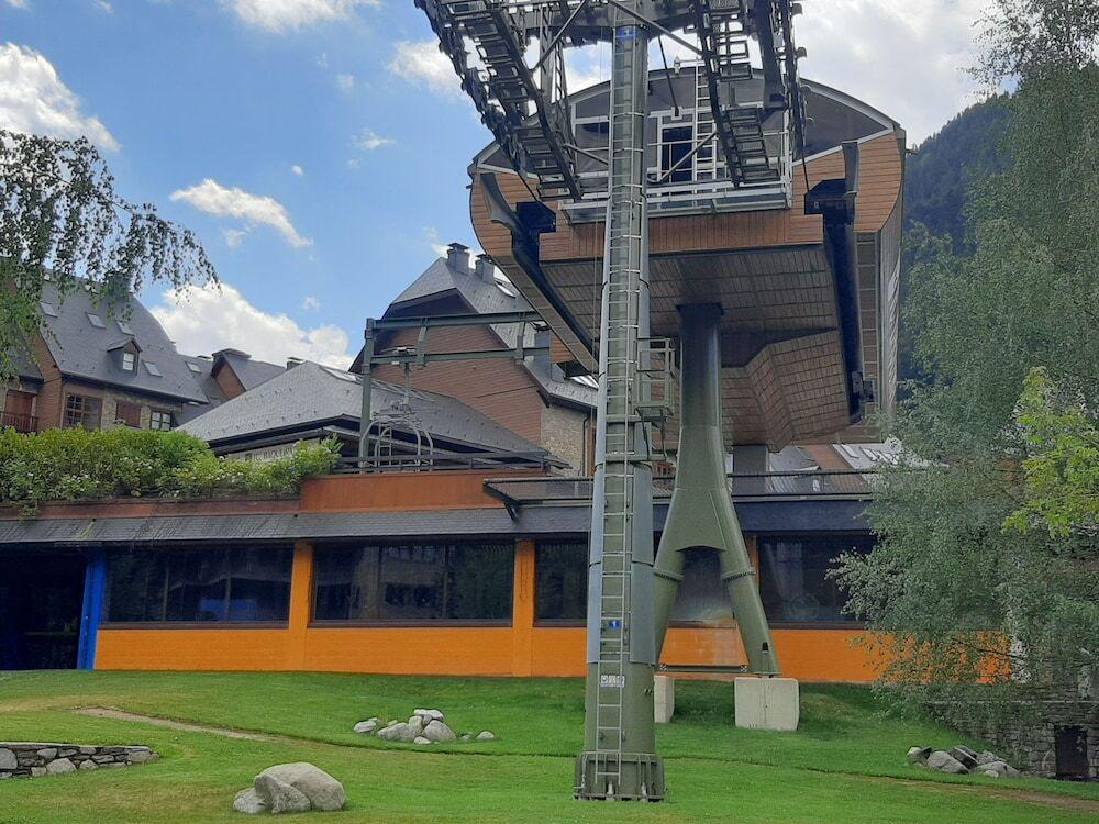hotel image 9