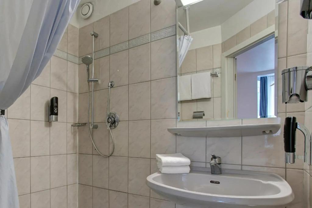 hotel image 8