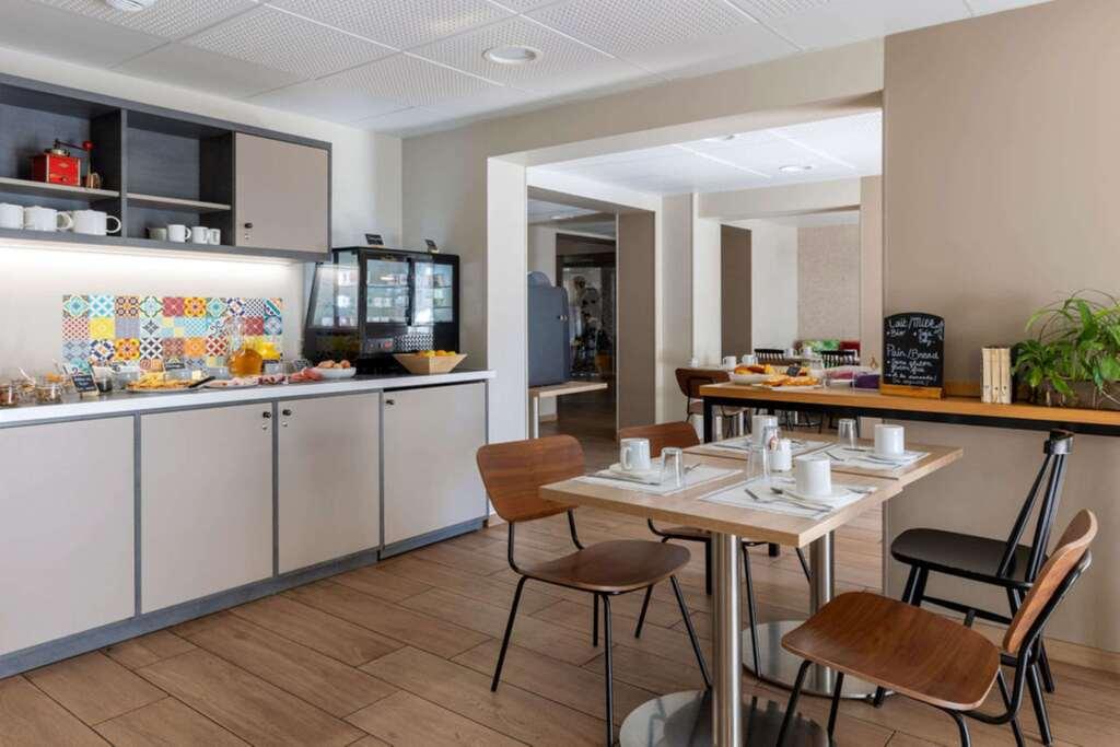hotel image 7